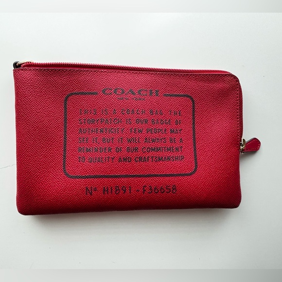 COACH STORYPATCH Raspberry Pouch Clutch - Picture 7 of 9